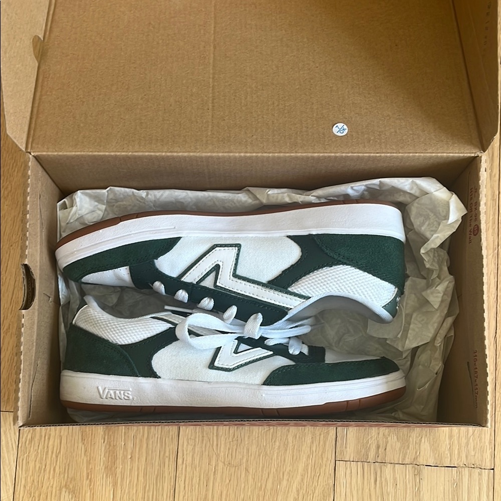Vans Varsity Green and White Lowland CC